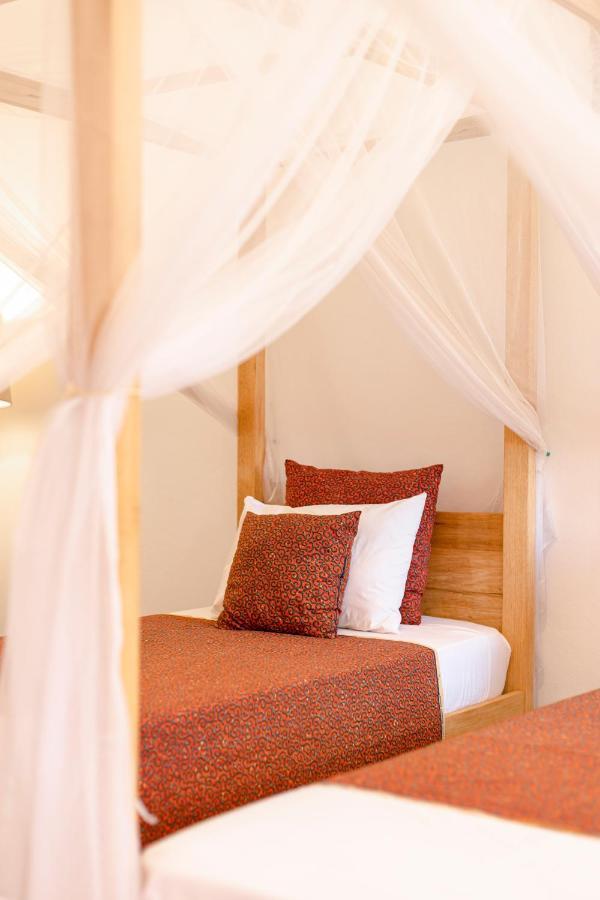 Casa Louka Bed & Breakfast Saly Portudal Exterior photo